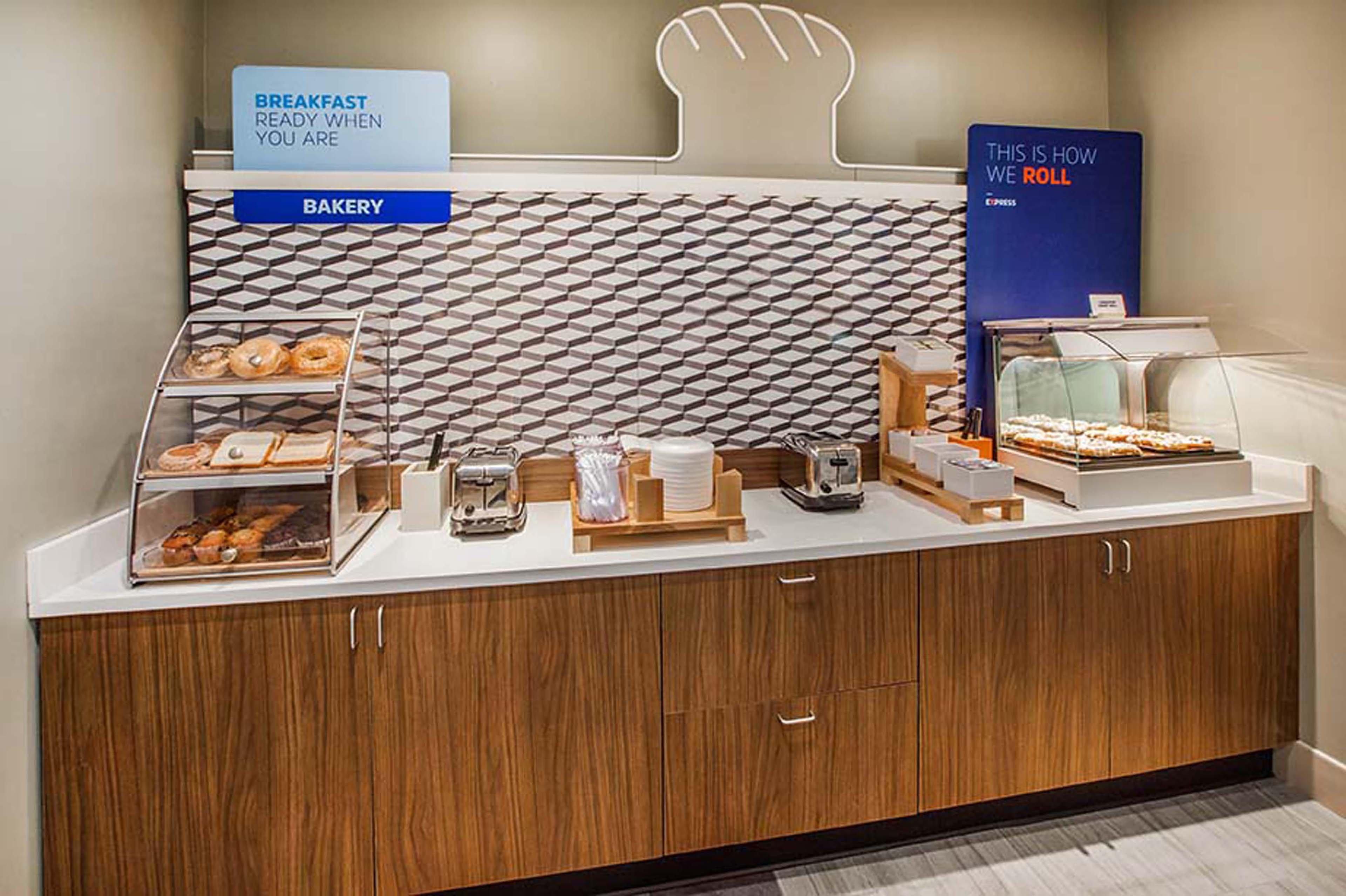 Holiday Inn Express - Plymouth By Ihg Εξωτερικό φωτογραφία
