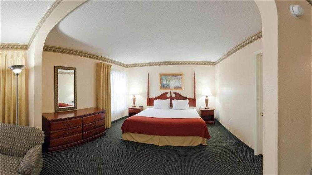 Holiday Inn Express - Plymouth By Ihg Εξωτερικό φωτογραφία