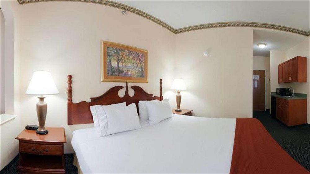 Holiday Inn Express - Plymouth By Ihg Εξωτερικό φωτογραφία