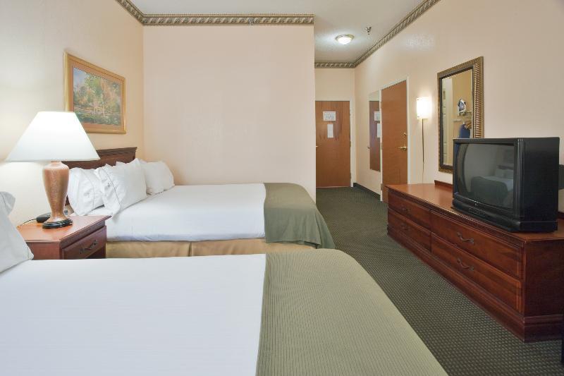 Holiday Inn Express - Plymouth By Ihg Εξωτερικό φωτογραφία